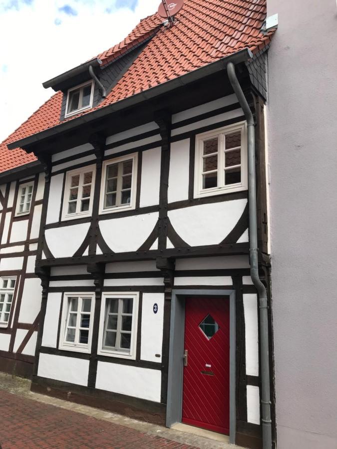 Charmantes Fachwerkhaus In Der Innenstadt มินเดิน ภายนอก รูปภาพ