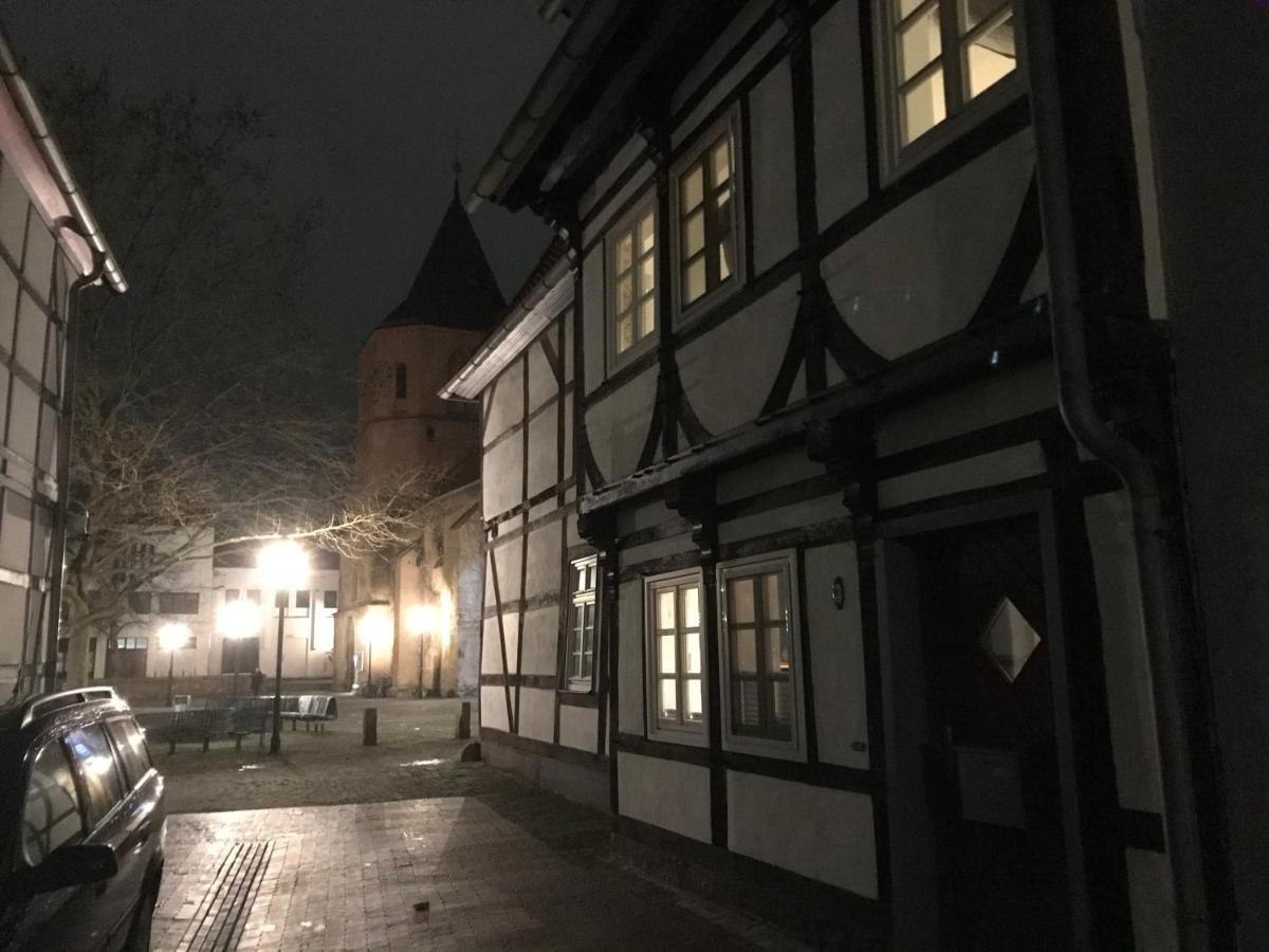 Charmantes Fachwerkhaus In Der Innenstadt มินเดิน ภายนอก รูปภาพ